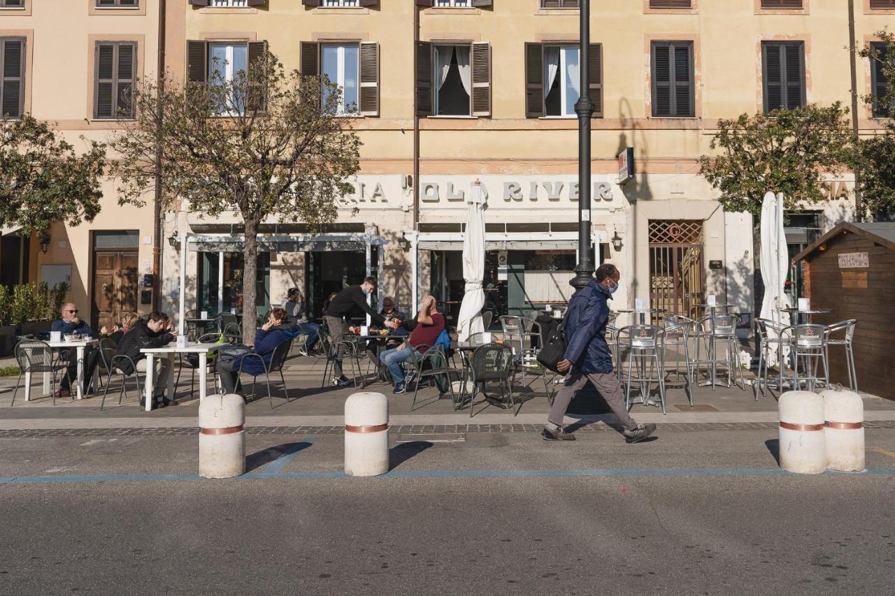 Le Boutique Luxury Rooms Diffused In Historic Center فيوميتشينو المظهر الخارجي الصورة
