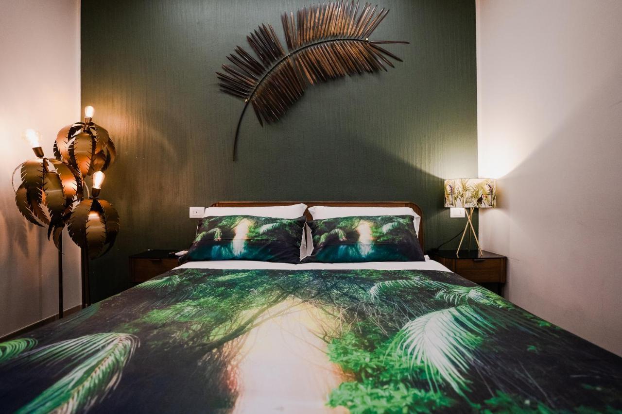 Le Boutique Luxury Rooms Diffused In Historic Center فيوميتشينو المظهر الخارجي الصورة
