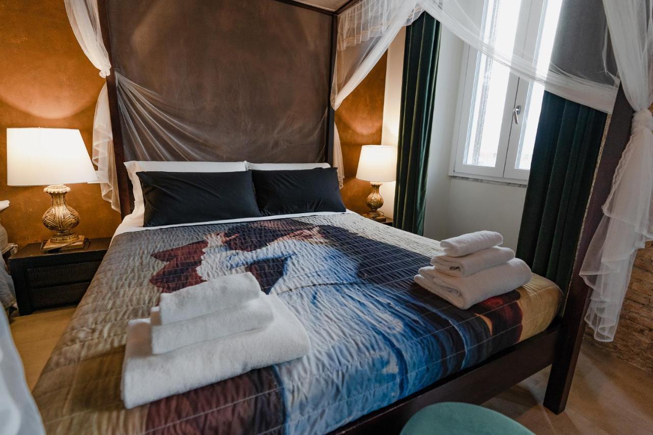 Le Boutique Luxury Rooms Diffused In Historic Center فيوميتشينو المظهر الخارجي الصورة