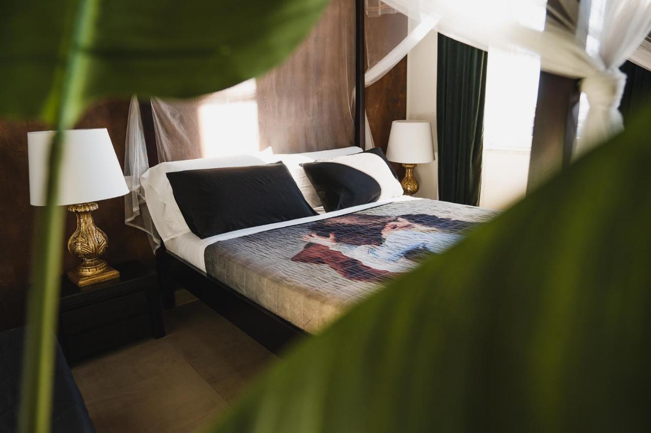 Le Boutique Luxury Rooms Diffused In Historic Center فيوميتشينو المظهر الخارجي الصورة