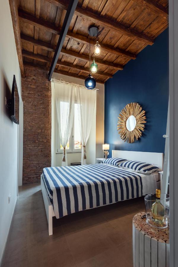 Le Boutique Luxury Rooms Diffused In Historic Center فيوميتشينو المظهر الخارجي الصورة